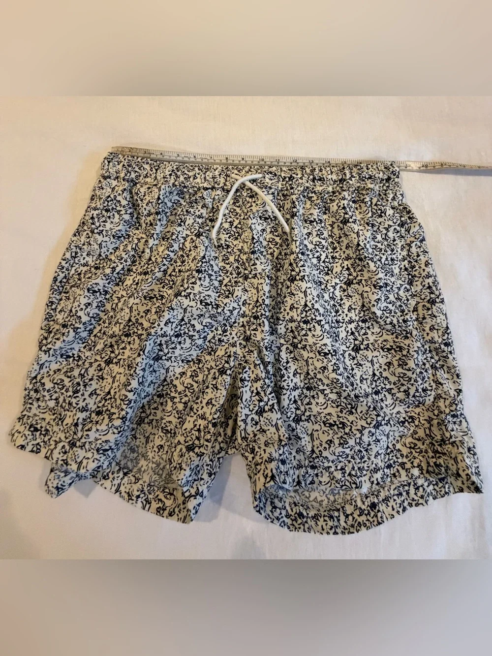 Selected Homme Heritage White and Navy Floral Swim Trunks